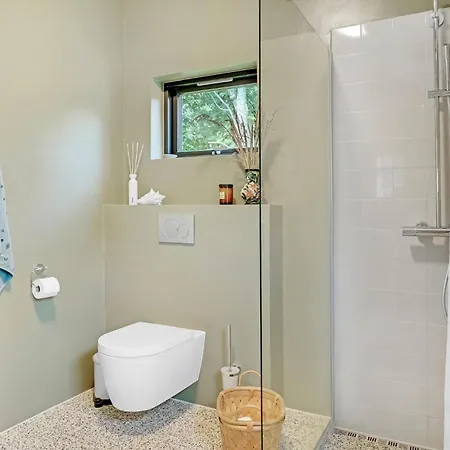 4 Bedroom Gorgeous In