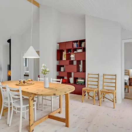 4 Bedroom Gorgeous In