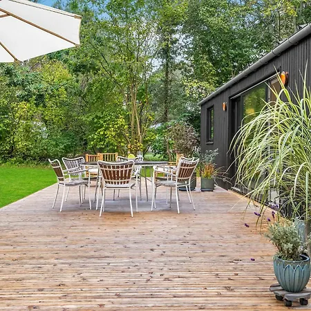 4 Bedroom Gorgeous In *