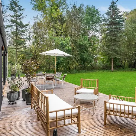 4 Bedroom Gorgeous In *