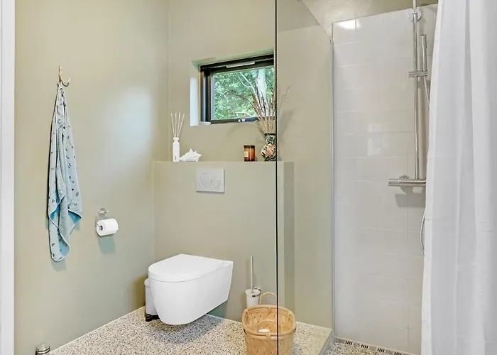 4 Bedroom Gorgeous In